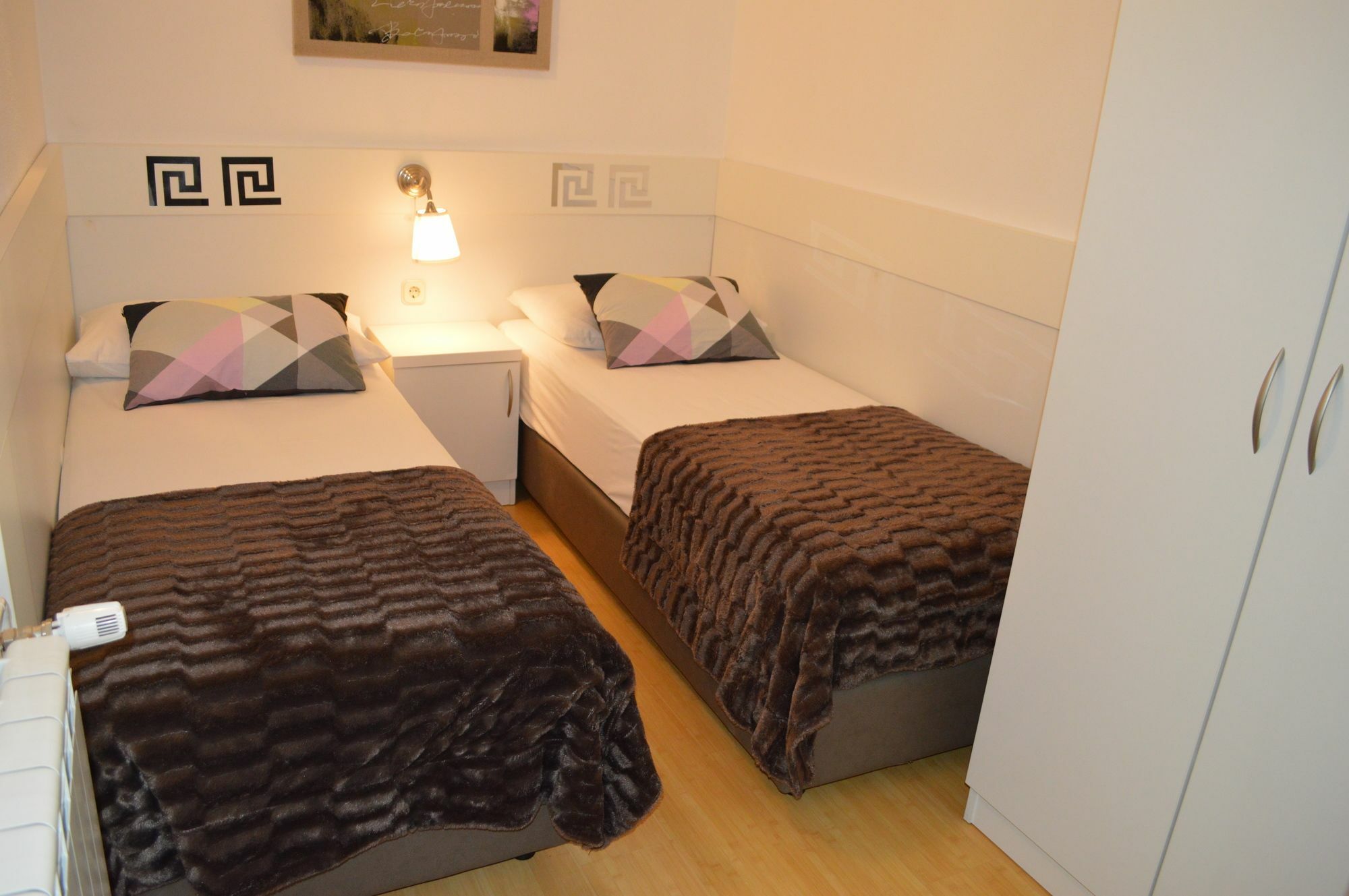 Amari Appartement Starigrad Paklenica Buitenkant foto